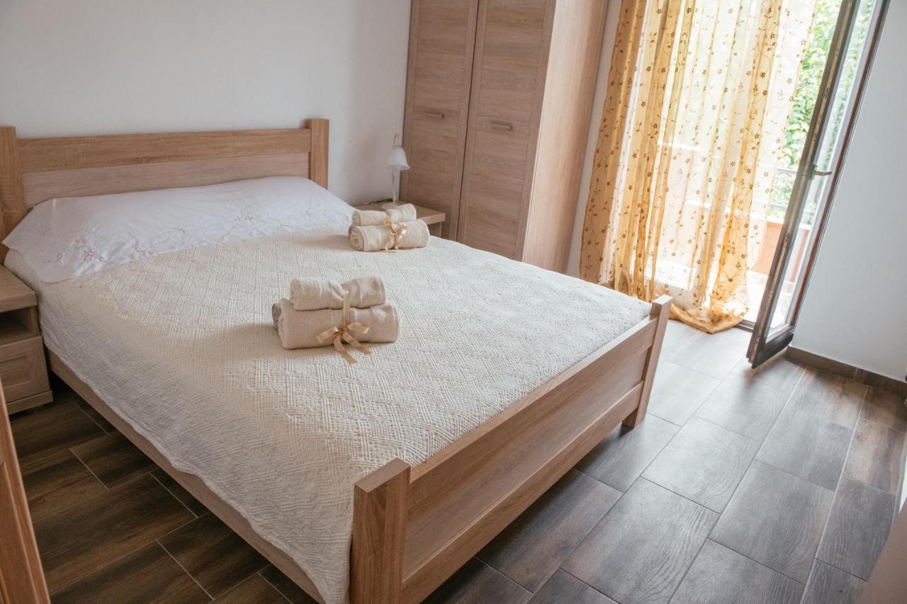 Big Hill Apartment Kotor Ngoại thất bức ảnh